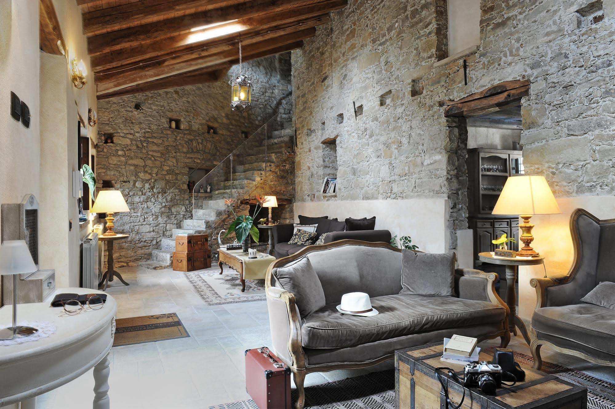 Antica Locanda Lunetta Mandas Bagian luar foto
